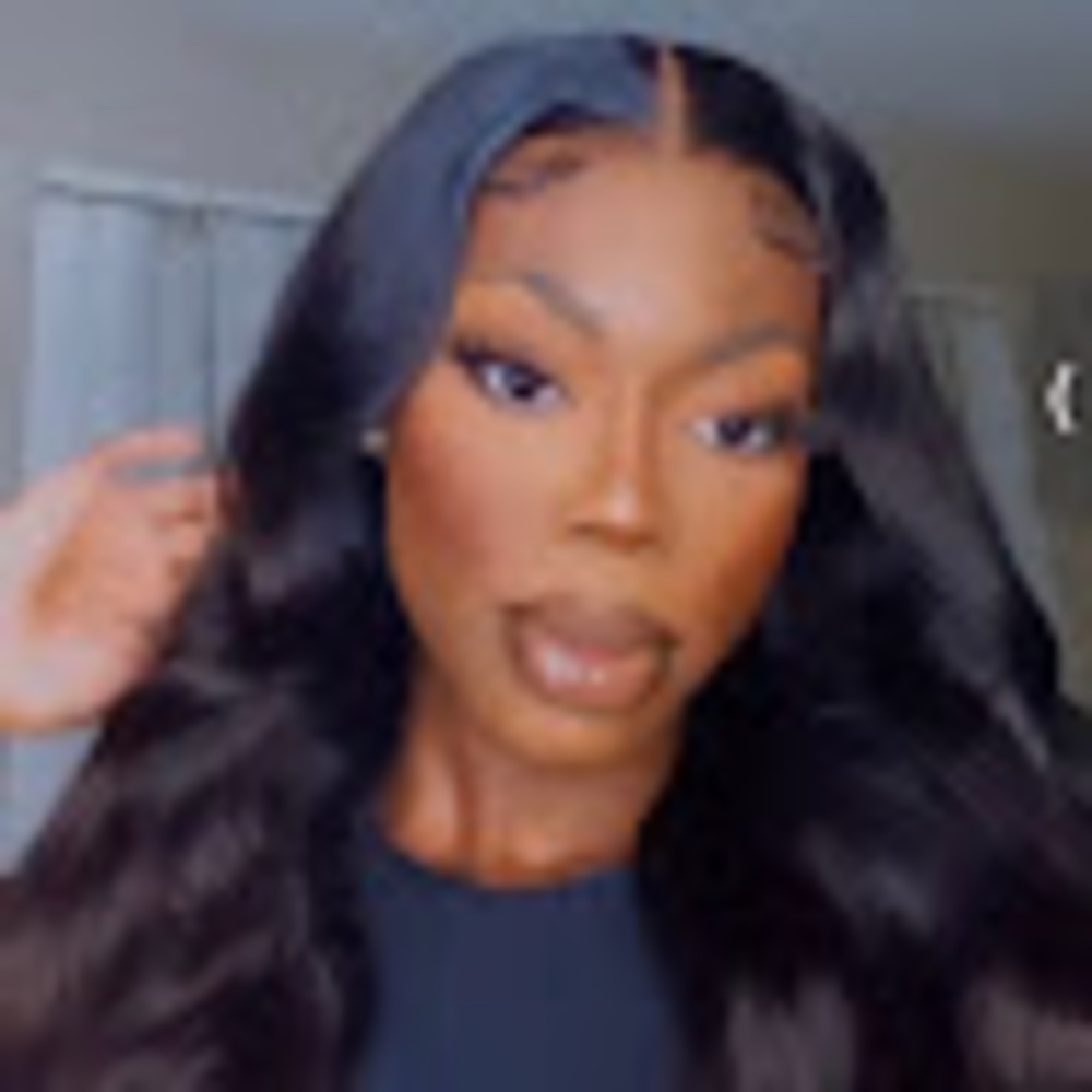 Meet your Posher, Bisola